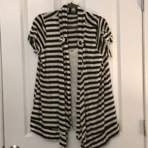 Green and white stripe open cardigan with shell 1x